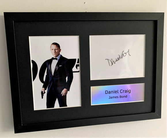 Daniel Craig as James Bond A4 Autographed Display